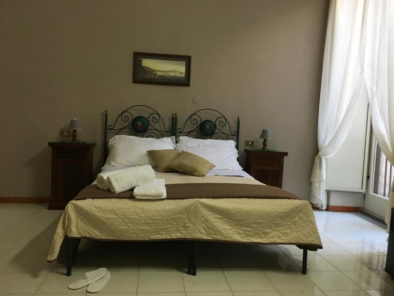 נאפולי Soggiorno Paradiso מראה חיצוני תמונה